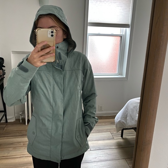 Burton ski/snow jacket - Picture 4 of 6